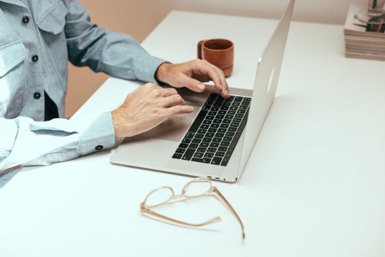 Tindakan Susulan Selepas Hantar Cover Letter: Bila Patut Anda Hubungi?