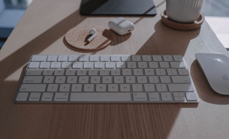 Adakah Keyboard Wireless Sesuai untuk Kegunaan Pejabat dan Permainan?