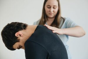 Bantal Tidur Terlalu Lembut atau Keras: Bagaimana Menilai Kesan pada Postur Badan