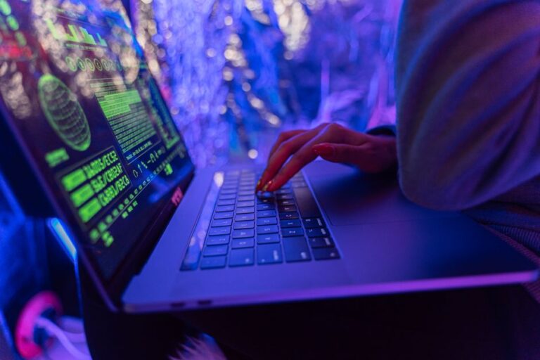 Cara Guna Bitwarden Pengurus Kata Laluan untuk Keselamatan Akaun