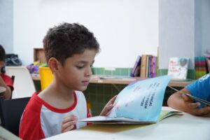 Cara Menjaga Buku Aktiviti Pelajar agar Tidak Mudah Rosak dan Koyak