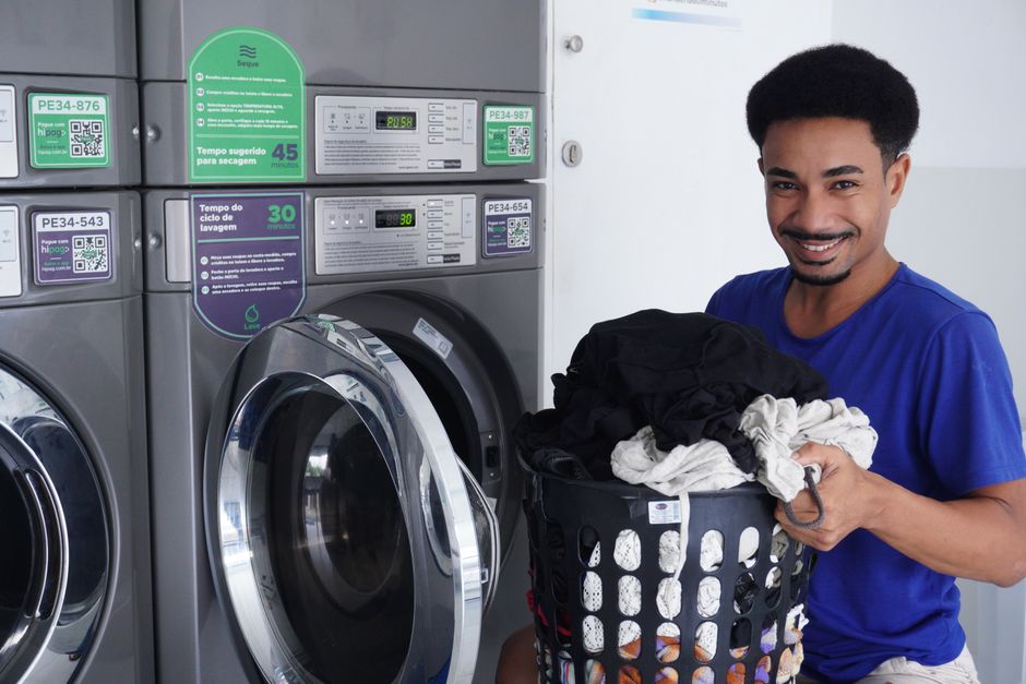 Cara Penjagaan Pakaian Hitam supaya Tidak Mudah Luntur dan Kusam