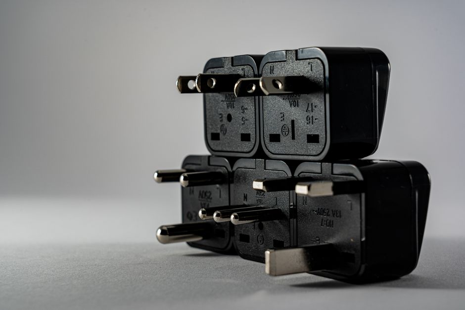 Cara Pilih dan Gunakan Power Strip Rumah supaya Tak Lebihan Beban
