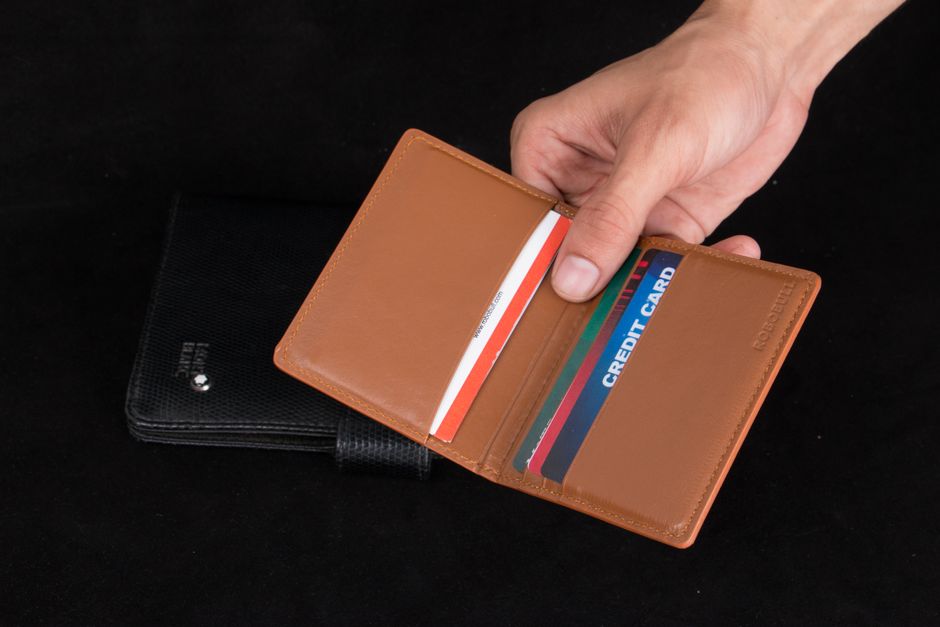 Dompet Kad Zip: Keselamatan Ekstra dan Susunan Lebih Kemas untuk Kegunaan Harian