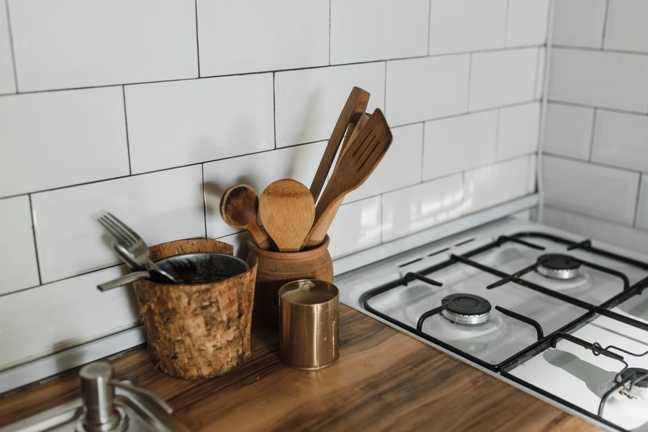 Kelebihan dan Cara Penjagaan Senduk Kayu Tradisional di Dapur