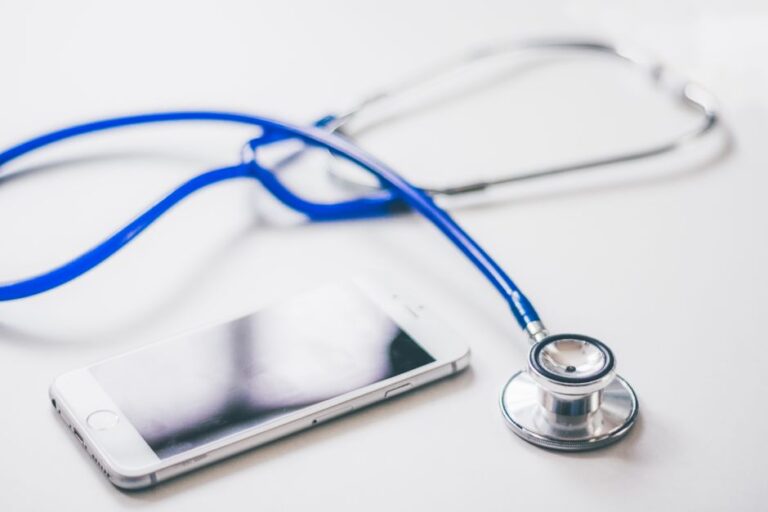 Kelebihan Menggunakan Doctor Anywhere Malaysia untuk Urusan Kesihatan Harian