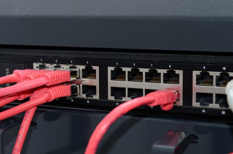 Memilih Kabel Ethernet yang Tepat untuk Rangkaian Rumah