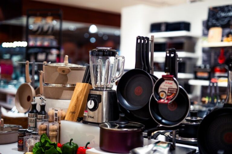 Memilih Kategori Peralatan Memasak Tefal Malaysia yang Tepat untuk Keperluan Dapur Anda