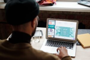 Moodle untuk Pelajar: Panduan Mengurus Kursus dan Tugasan Online