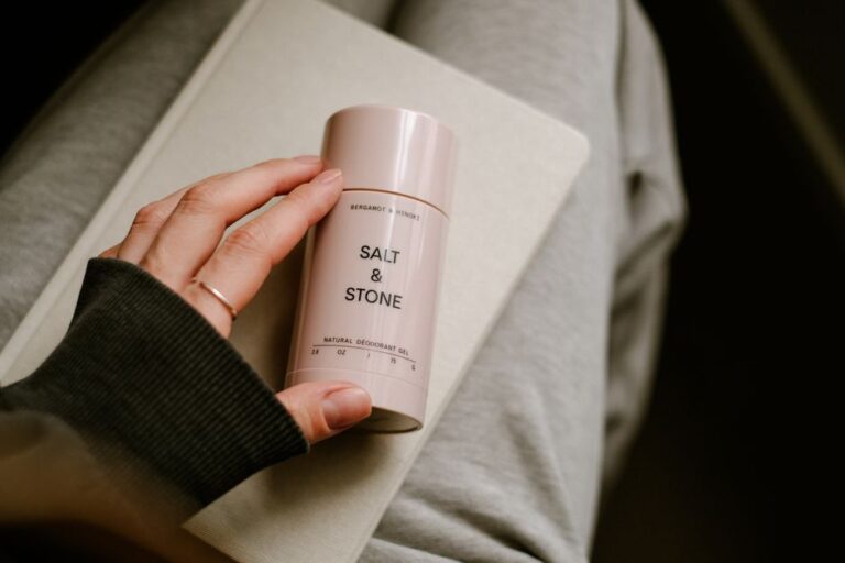 Panduan Memilih Deodorant Harian yang Sesuai untuk Kulit Sensitif