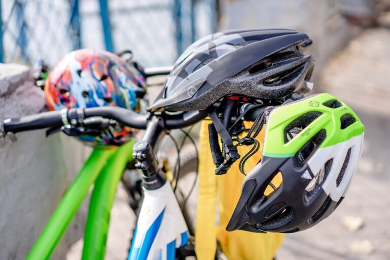 Panduan Memilih Helmet Basikal yang Selamat dan Sesuai untuk Kegunaan Harian