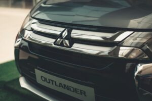 Panduan Pemilikan dan Penyelenggaraan Kenderaan Mitsubishi Motors Malaysia