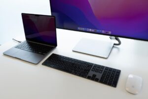 Panduan Rasmi Lenovo Malaysia: Memilih Komputer dan Peranti Sesuai Keperluan