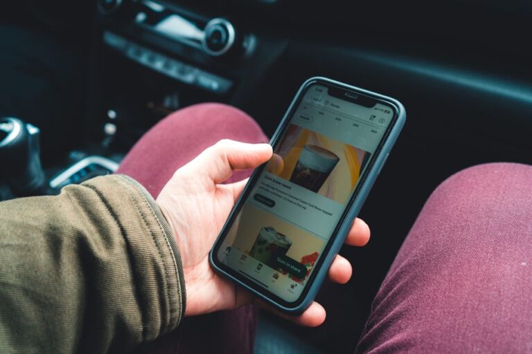Panduan Semak dan Urus Pesanan GrabFood yang Tertangguh