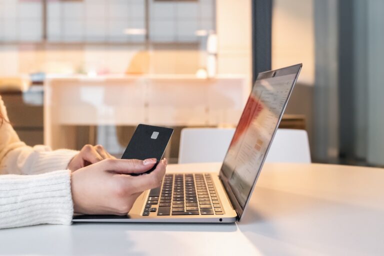 Panduan Semakan Status Parcel Marketplace selepas Beli Online