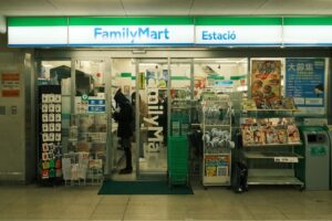 Pilihan Makanan di FamilyMart: Strategi Memilih yang Sesuai dengan Keperluan Harian
