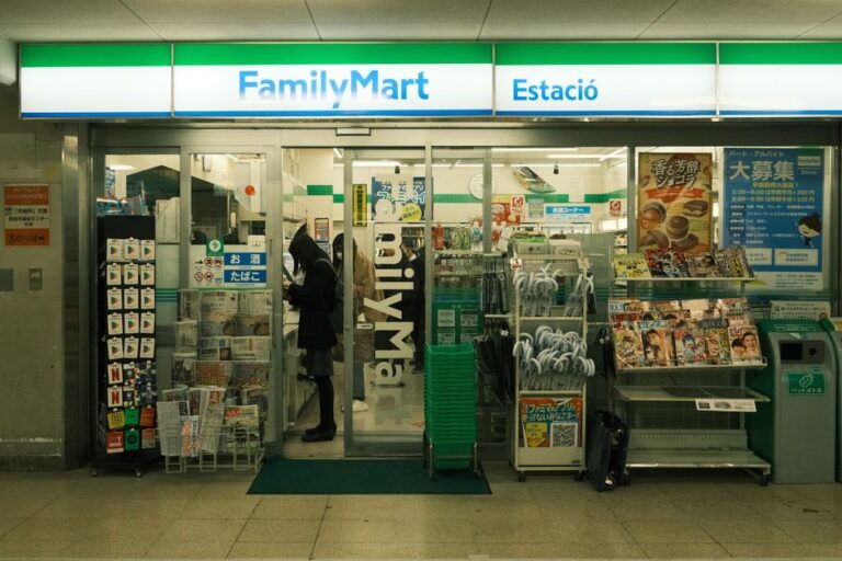 Pilihan Makanan di FamilyMart: Strategi Memilih yang Sesuai dengan Keperluan Harian