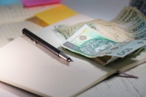 Strategi Menabung Belanja Sekolah Sepanjang Tahun Tanpa Tekanan