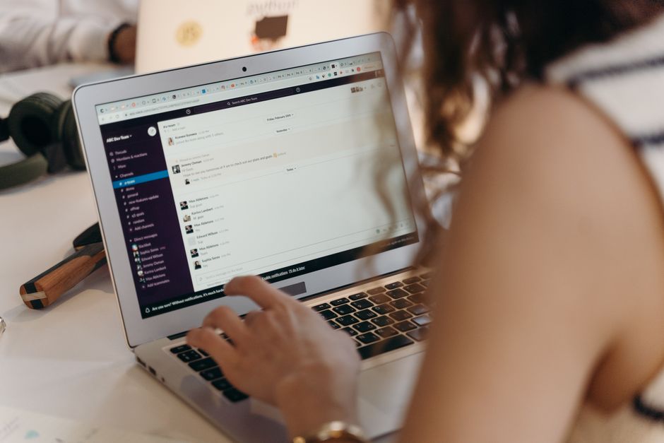 Adakah E-Mel Permohonan Kerja Anda Terlalu Panjang? Ketahui Had Ideal dan Cara Ringkaskan