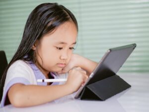 Aplikasi Pembelajaran Digital: Cara Pilih dan Manfaat untuk Pelajar