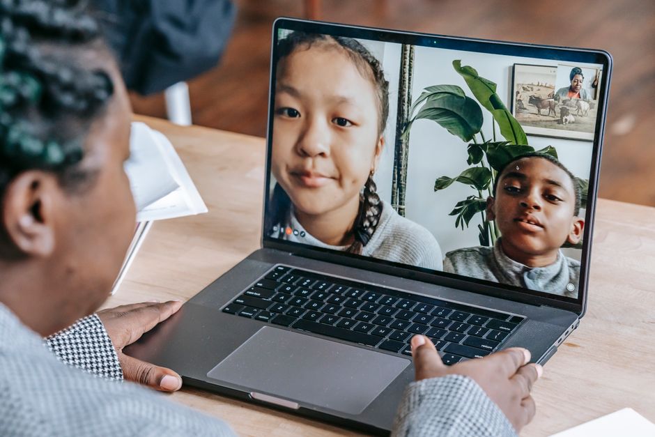 Cara Guna Khan Academy untuk Belajar Sendiri di Rumah dengan Berkesan