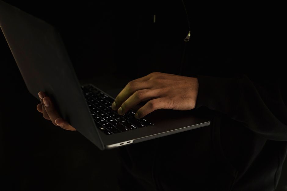Cara Gunakan McAfee untuk Lindungi Peranti daripada Ancaman Online