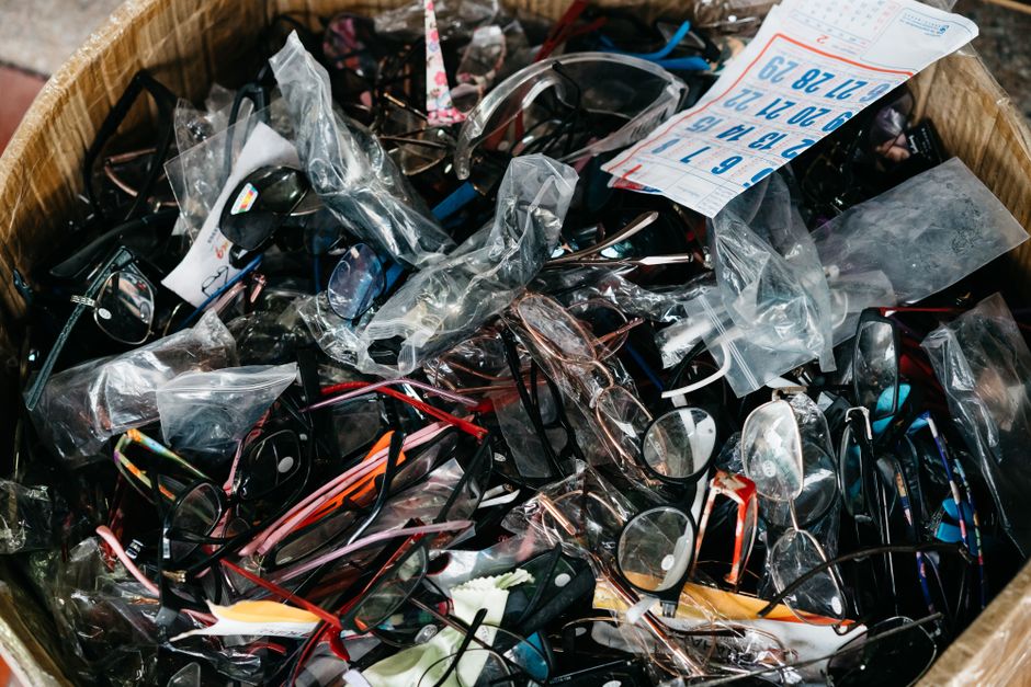 Cara Memilih Cermin Mata Hitam Terpakai atau Bundle dengan Selamat