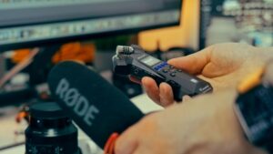 Cara Pilih dan Gunakan Rakaman Suara Berkualiti untuk Content Creator
