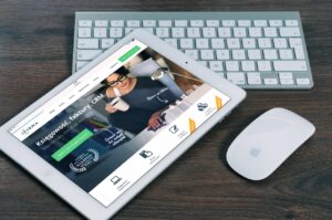 Ergonomi dan Rekaan Fizikal Keyboard Wireless untuk Penggunaan Lama