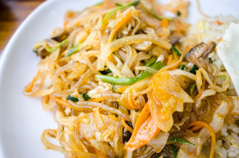 Kelebihan Bihun Goreng Sebagai Pilihan Menu Harian dan Bekal Ringkas
