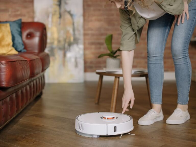 Kelebihan dan Cara Penjagaan Robot Vacuum Roborock untuk Kegunaan Rumah