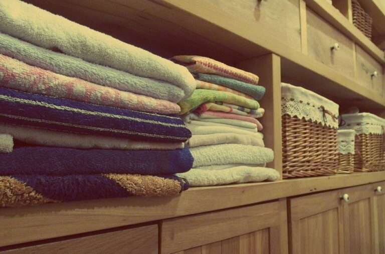 Kelebihan Tuala Microfiber dan Tips Penjagaan Fabrik yang Betul