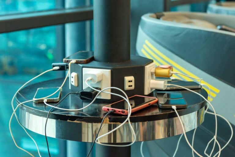 Kelebihan USB Hub Powered: Solusi Terbaik Sambung Banyak Peranti Tanpa Masalah