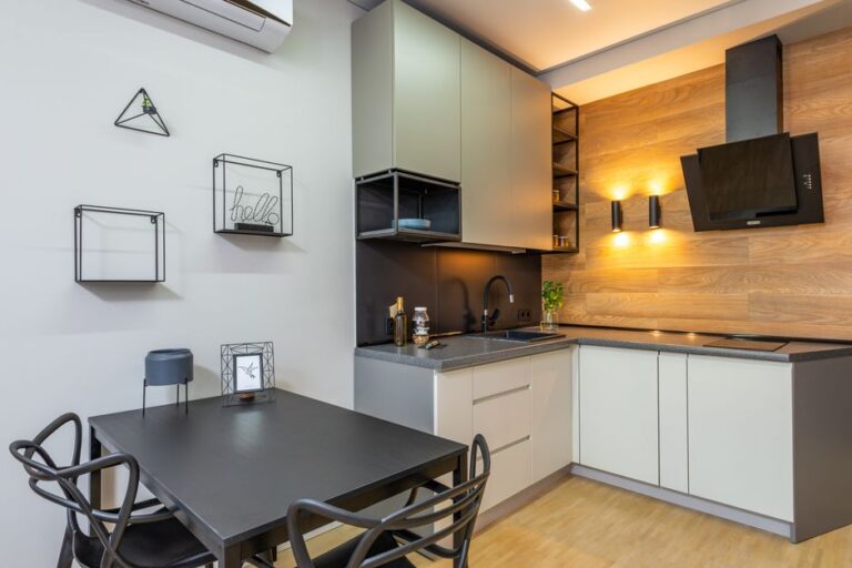 Meja Lipat Dapur dan Ruang Makan: Cara Pilih yang Sesuai