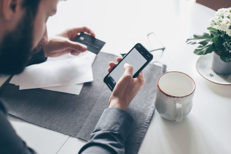 OCBC Malaysia untuk Kewangan Harian: Apa yang Perlu Anda Tahu