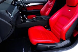 Organizer Kereta: Cara Urus Barang Kecil dan Pilih Rekaan Paling Kemas
