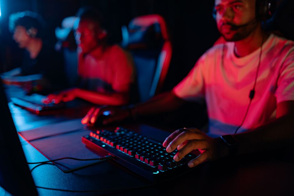 Panduan Membeli dan Memilih Peralatan Gaming di Gamers Hideout Malaysia