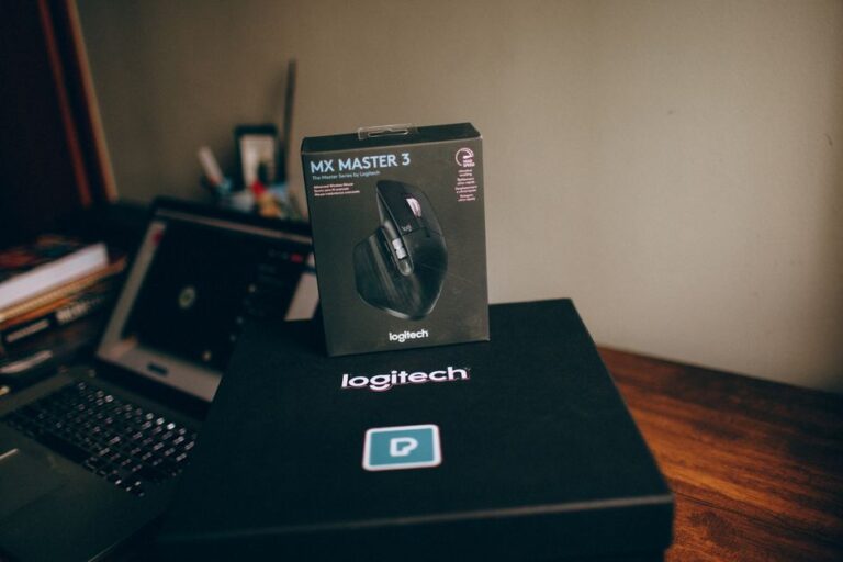 Panduan Memilih dan Menggunakan Aksesoris Logitech Malaysia untuk Kerja Harian