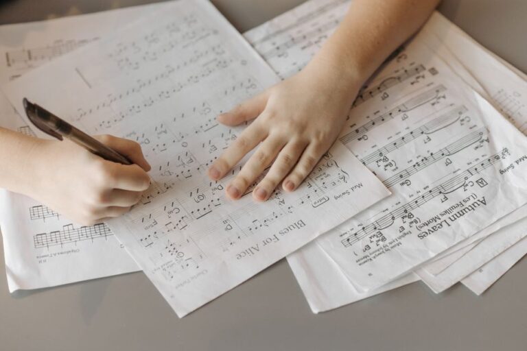 Panduan Memilih Kertas Latihan yang Berkesan untuk Anak