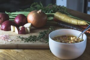 Panduan Mudah Menyediakan Sup Sayur Sihat dan Lazat untuk Keluarga