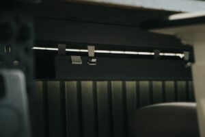 Pengurusan Kabel Ruang Kerja Rumah: Tips Kemas dan Selamat