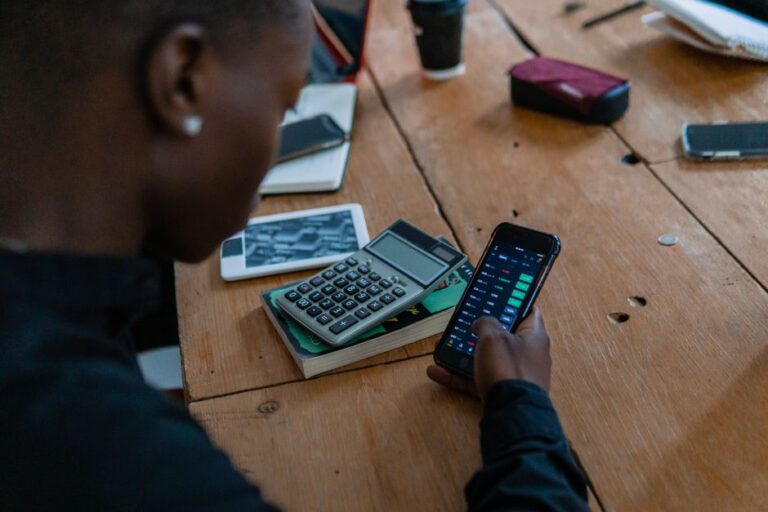 Strategi Menetapkan Had Perbelanjaan Harian Menggunakan eWallet untuk Kawalan Kewangan