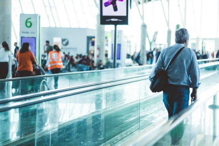 Transit Airport: Panduan Beli Tiket dan Pilihan Airline Terbaik untuk Layover Selesa